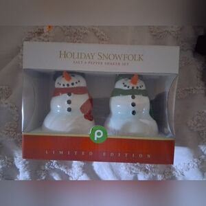 Holiday Snowfolk Salt & Pepper Shaker Set